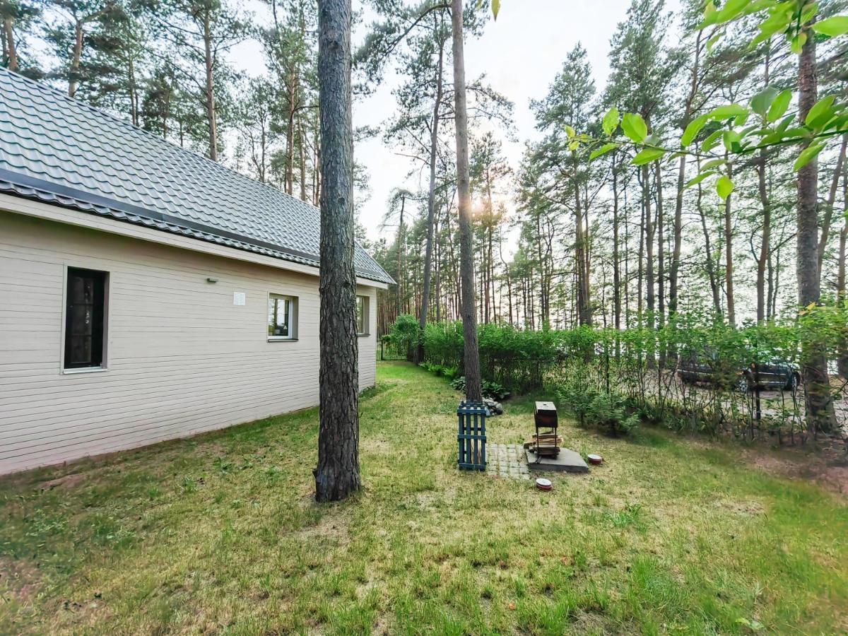 River Bank Vacation Home Jūrkalne Exteriör bild