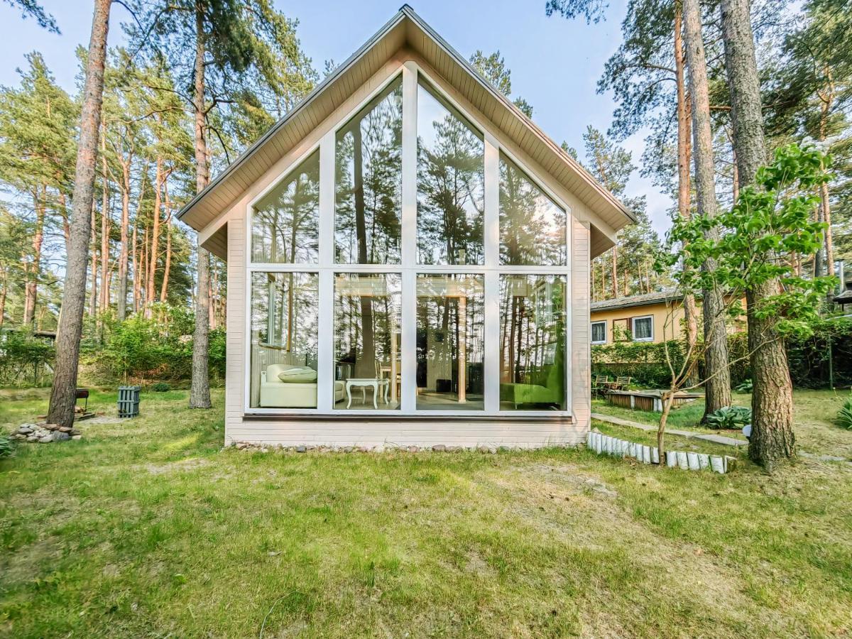 River Bank Vacation Home Jūrkalne Exteriör bild