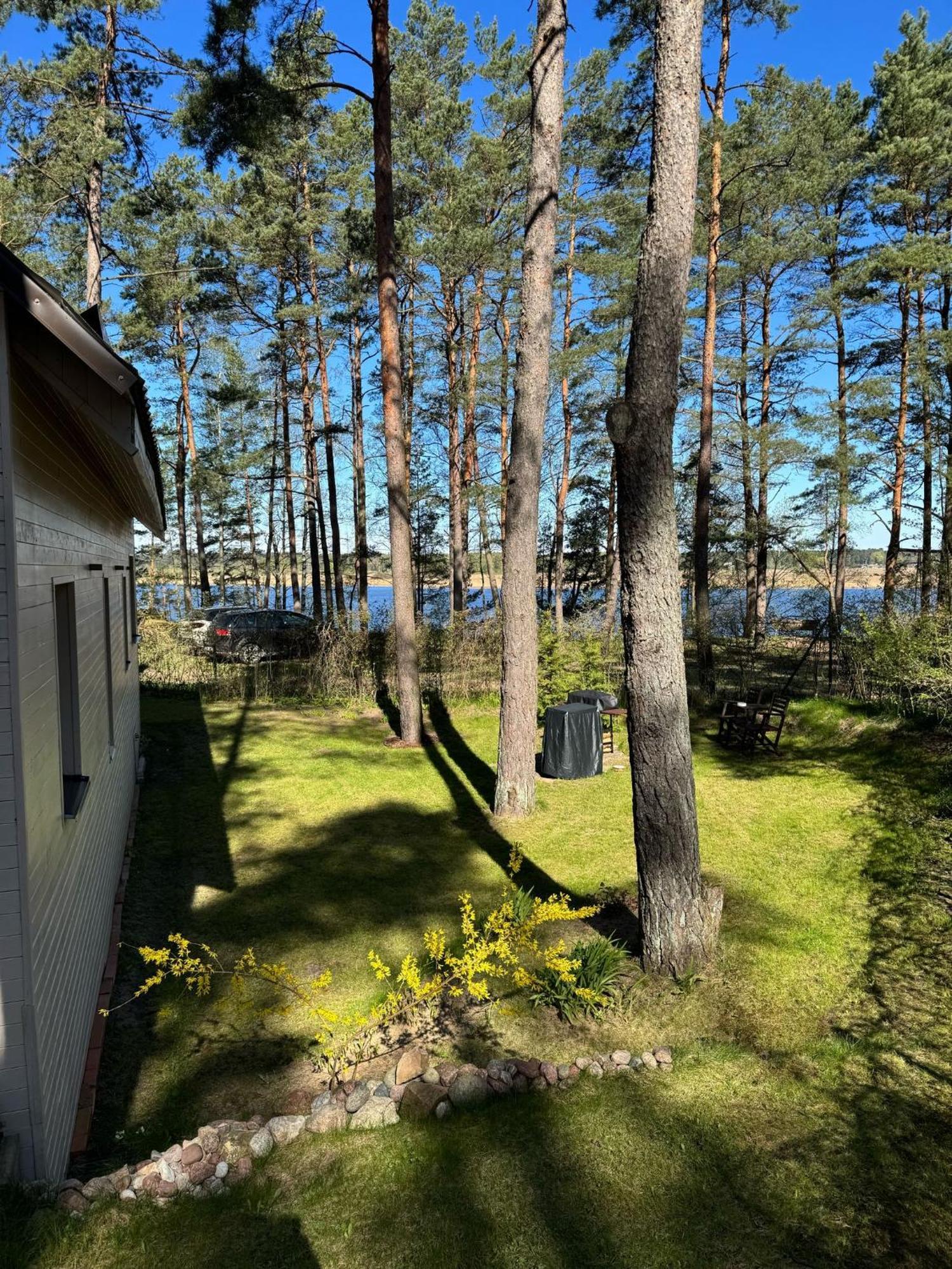 River Bank Vacation Home Jūrkalne Exteriör bild